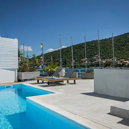 Palm Mansion איה אפימיה