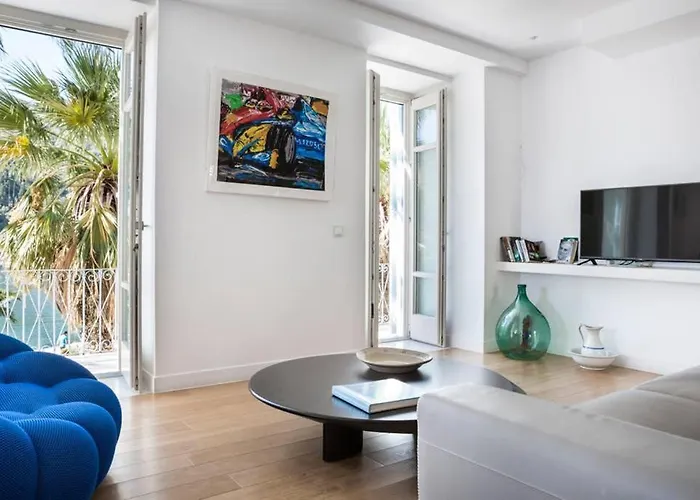 Villa Palm Mansion *