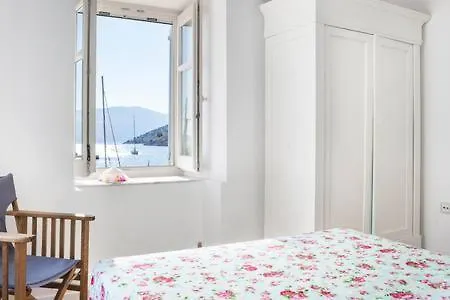 Palm Mansion Agia Efimia